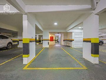 1 VAGA COBERTA E INDEPENDENTE