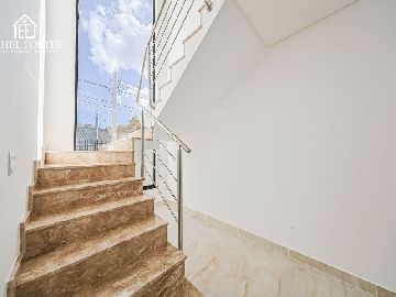 ESCADAS EM M�RMORE TRAVERTINO