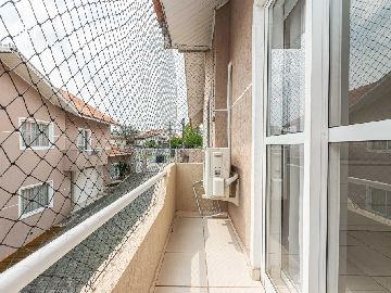 SU�TE COM AR CONDICIONADO