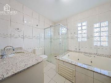 BANHEIRO SU�TE COM BANHEIRA E BOX