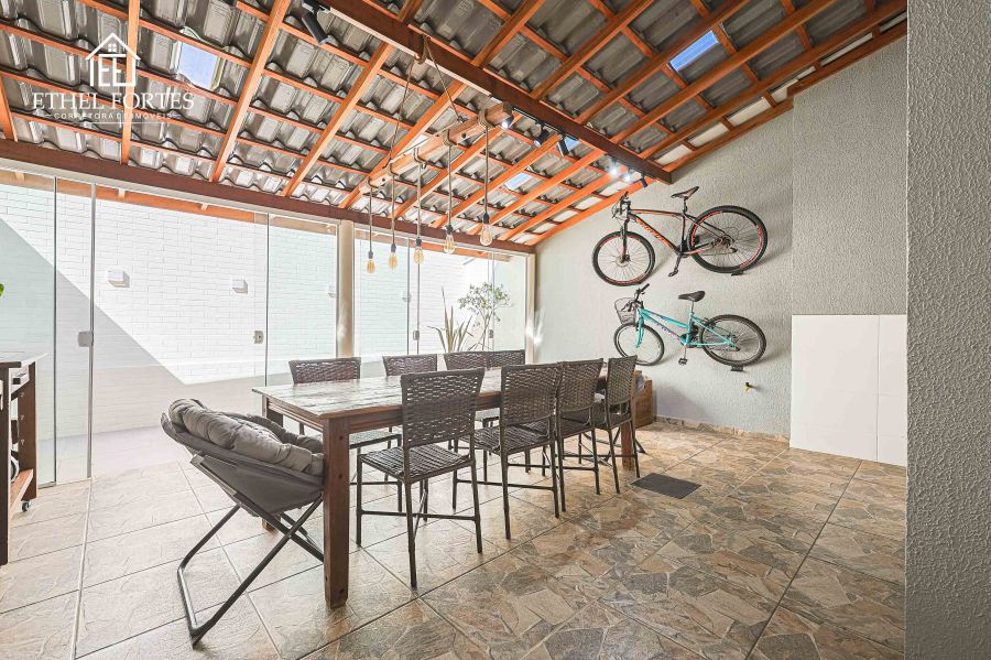 ESPA�O GOURMET COM CHURRASQUEIRA