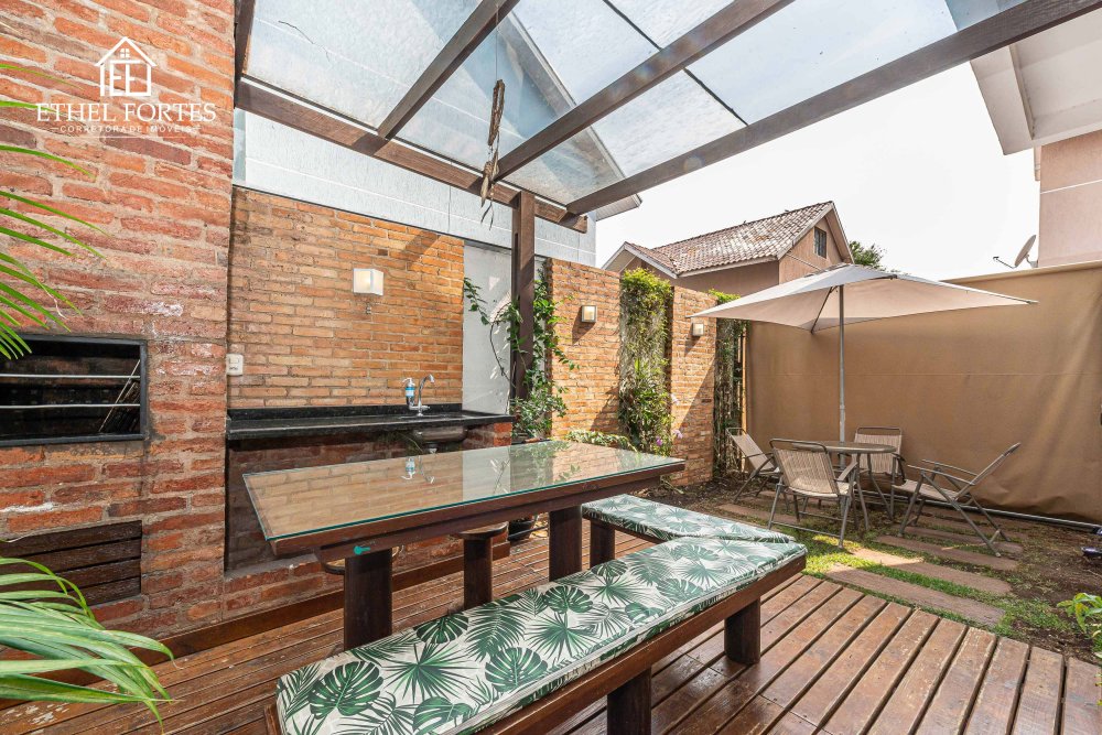 ESPA�O GOURMET COM CHURRASQUEIRA