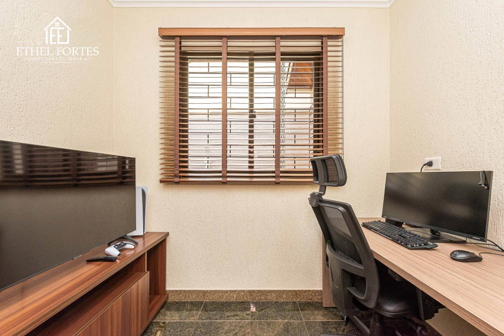 QUARTO 04/HOME OFFICE