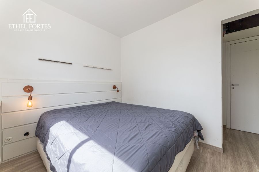 SU�TE COM M�VEIS PLANEJADOS