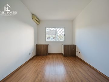 QUARTO 2 COM M�VEIS E AR CONDICIONADO