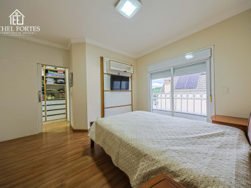 SUTE COM CLOSET