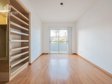 SU�TE COM CLOSET E SACADA