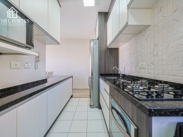COZINHA COM MVEIS PLANEJADOS, COOKTOP E FORNO INCLUSOS
